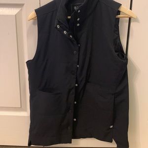 NWOT-never worn Figs  scrubs bellery vest